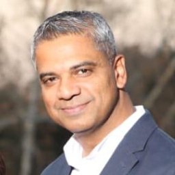 Dr Mags Pillay